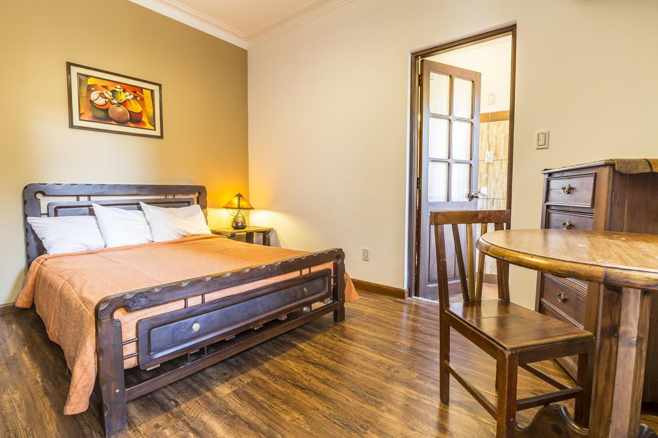 Viejo Olivo B&B Sucre Esterno foto